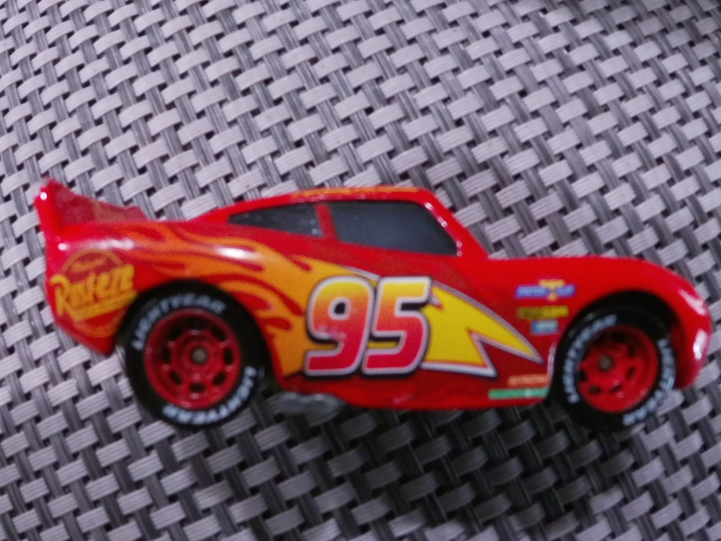 Pixar Cars World Grand Prix Racers Lightning McQueen