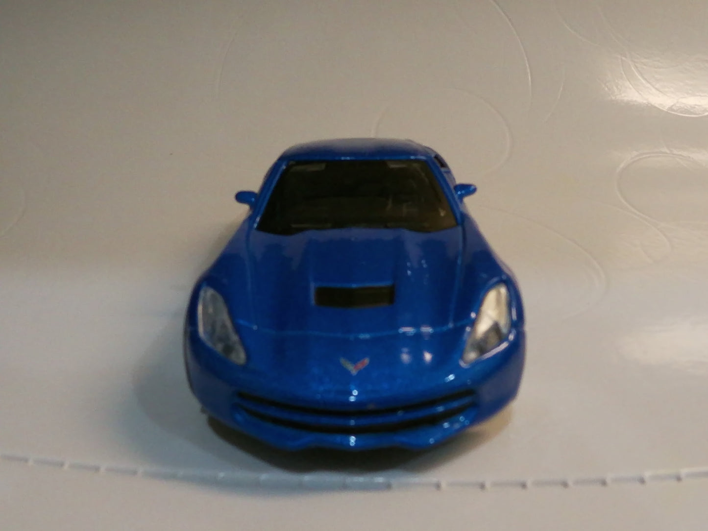 Corvette 2014 Stingray Scale 1/43 made by Maisto in Blue