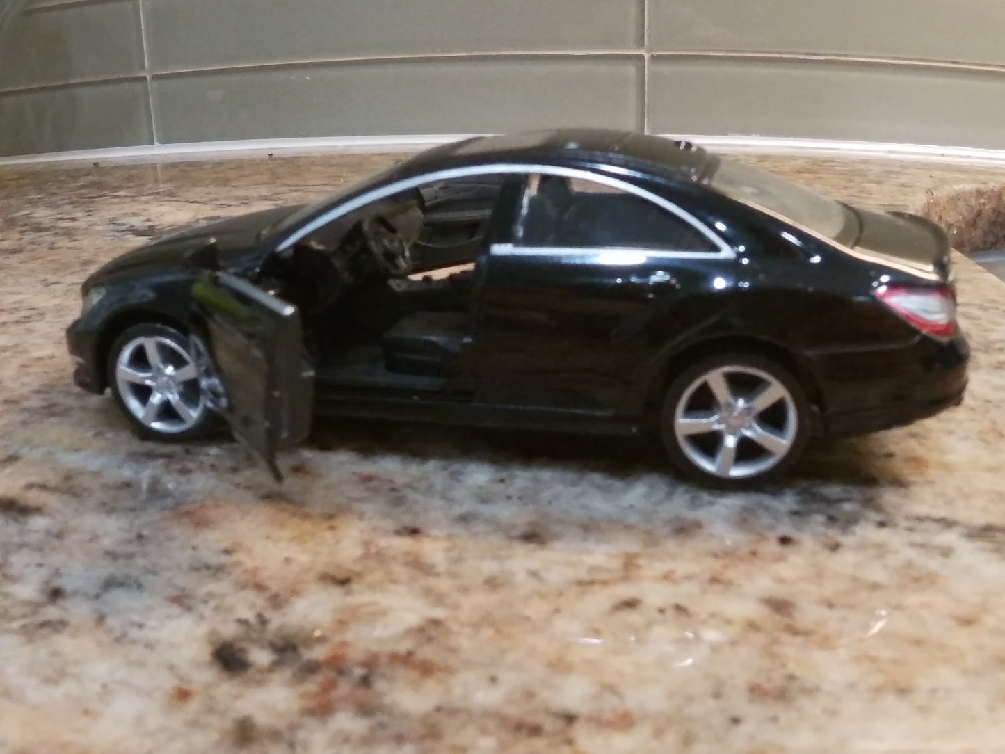 Mercedes Benz CLS 63 AMG A licensed product Pull back action doors open