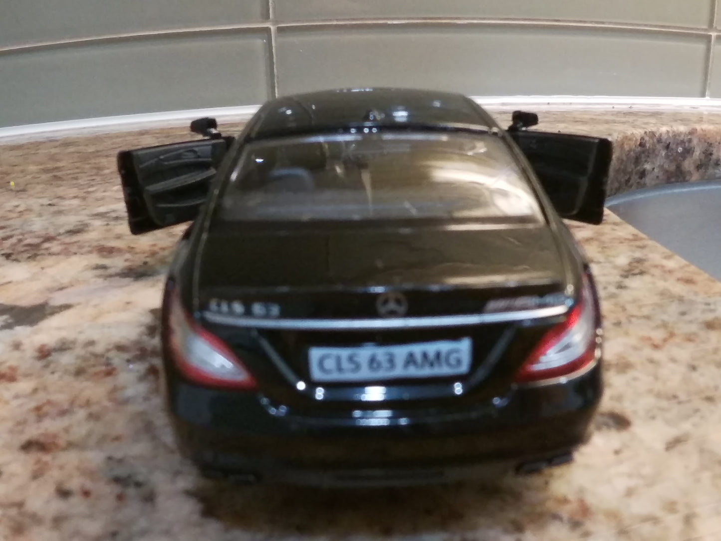 Mercedes Benz CLS 63 AMG A licensed product Pull back action doors open