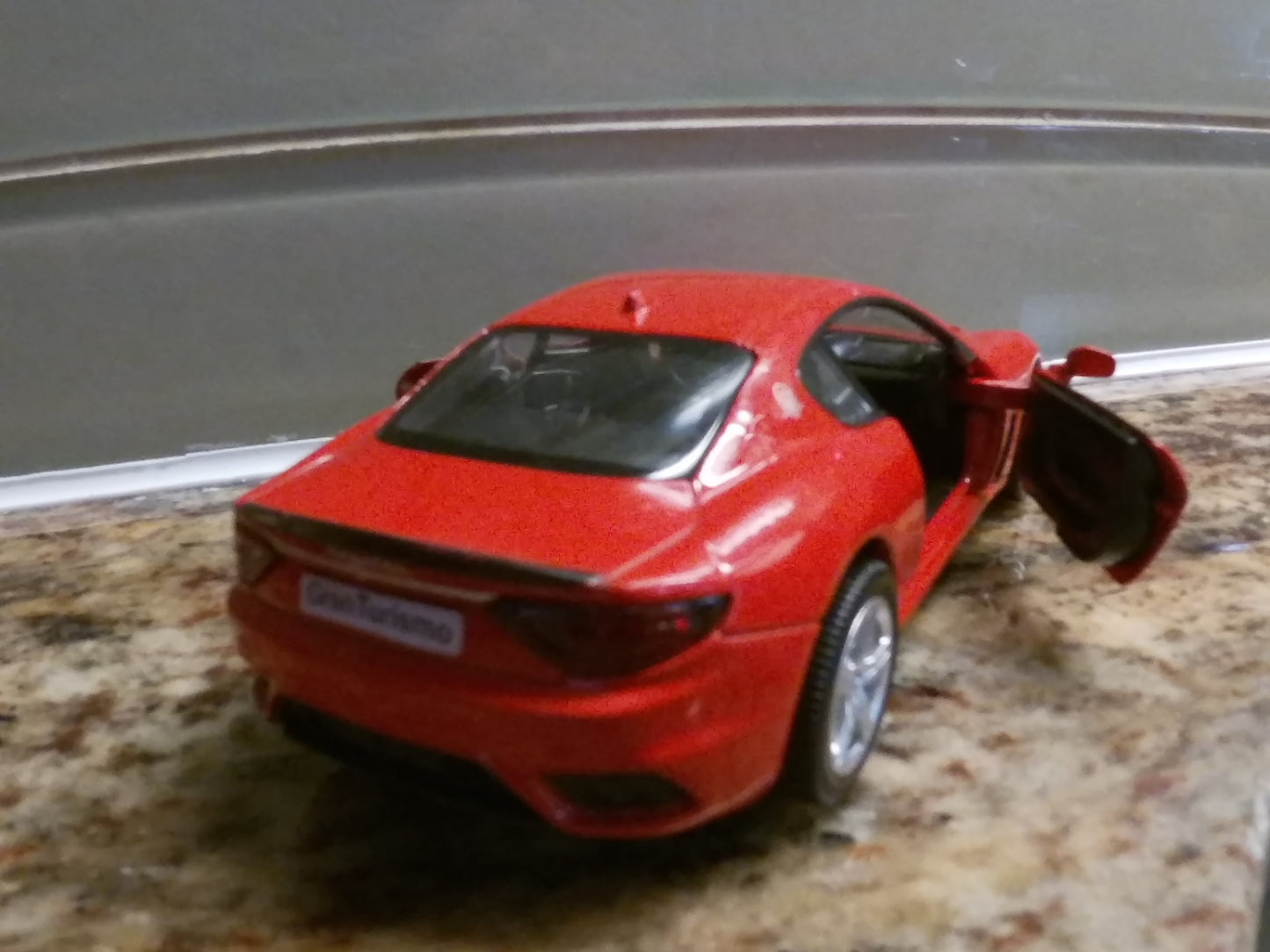 Maserati  GranTurismo 2018 Pull Back action Doors open/close